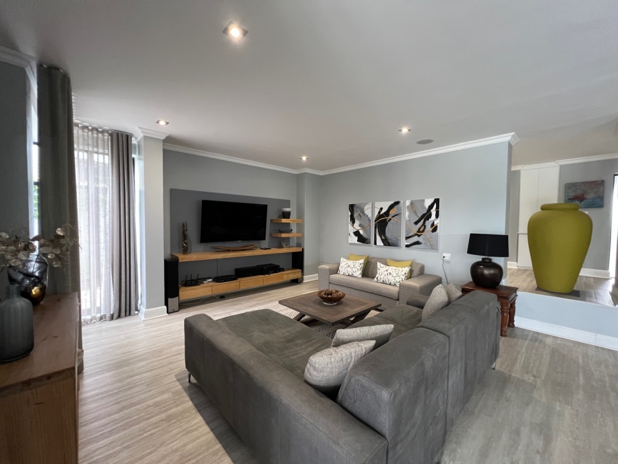 4 Bedroom Property for Sale in Oubaai Western Cape